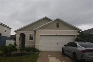 484 Lily Ln, DAVENPORT