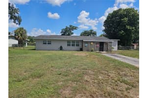 530 N Lakeview Rd, LAKE PLACID