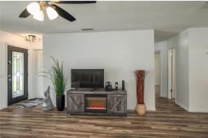 608 LAKE NED ROAD, WINTER HAVEN, FL 33884 Sold 08/27/25