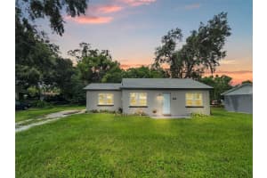 104 AVENUE K NE, WINTER HAVEN, FL 33881 - MLS#MFRP4935797