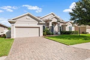 332 LAKE MARIANA WAY, AUBURNDALE, FL 33823 - MLS#MFRP4935814