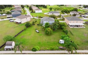 132 VISTA VIEW AVENUE, EAGLE LAKE, FL 33839 - MLS#MFRP4935833