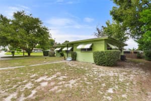 601 AVENUE U NE, WINTER HAVEN, FL 33881 - MLS#MFRP4935845