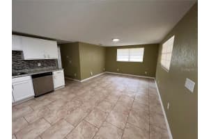 2460 AVENUE E SW, WINTER HAVEN, FL 33880 - MLS#MFRP4935849