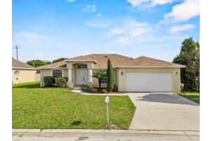 7124 Summit Dr, WINTER HAVEN