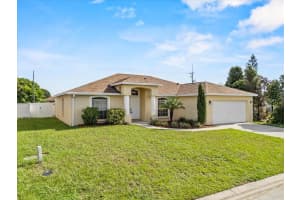 7124 SUMMIT DRIVE, WINTER HAVEN, FL 33884 - MLS#MFRP4935861
