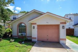 667 Lake Dexter Cir, WINTER HAVEN