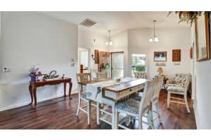 352 LAKE SUZANNE DRIVE, LAKE WALES, FL 33859 - MLS#MFRP4935892