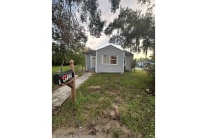 4722 4th St, SEBRING