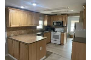 6735 KENSINGTON DRIVE, WINTER HAVEN, FL 33881 - MLS#MFRP4935951