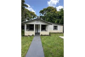 129 Flippen Ave, AVON PARK