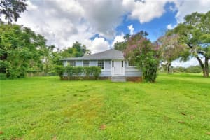 4970 Magnolia Ave, MULBERRY