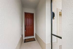 208 SUMMERSHORE DRIVE, AUBURNDALE, FL 33823 Sold 12/19/25