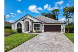 101 SPANISH MOSS ROAD, DAVENPORT, FL 33837 - MLS#MFRP4936116
