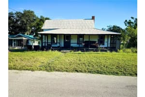 317 E 8th St, FROSTPROOF