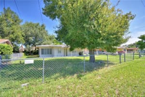 950 AVENUE O NE, WINTER HAVEN, FL 33881 - MLS#MFRP4936131
