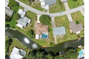 2742 Pine Acres Dr, LAKE WALES