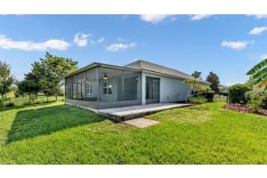 2013 VAN BUREN LOOP, AUBURNDALE, FL 33823 - MLS#MFRP4936228
