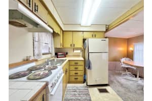7015 FAIRVIEW VILLAGE CIRCLE, WINTER HAVEN, FL 33881 - MLS#MFRP4936236
