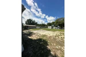164 MAPLE STREET, WINTER HAVEN, FL 33880 - MLS#MFRP4936270