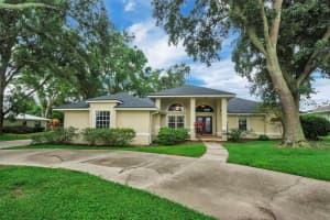 345 LAKE FLORENCE DRIVE, WINTER HAVEN, FL 33884 - MLS#MFRP4936271