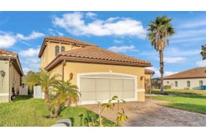 369 VILLA SORRENTO CIRCLE, HAINES CITY, FL 33844 - MLS#MFRP4936274