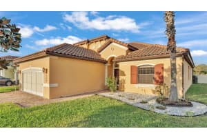 369 VILLA SORRENTO CIRCLE, HAINES CITY, FL 33844 - MLS#MFRP4936274