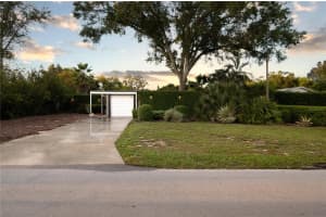 1549 DREXEL AVE NE, WINTER HAVEN, FL 33881 - MLS#MFRP4936276