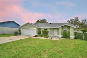3317 QUEENS COVE LOOP, WINTER HAVEN, FL 33880 - MLS#MFRP4936286