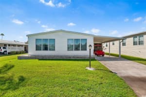 128 LAKE HAZEL DRIVE, WINTER HAVEN, FL 33884 - MLS#MFRP4936301