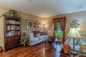 2161 QUEENSTOWN DRIVE, KISSIMMEE, FL 34746 - MLS#MFRP4936307