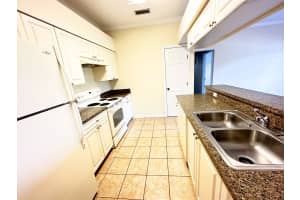 201 EAGLE POND DRIVE, WINTER HAVEN, FL 33884 - MLS#MFRP4936320