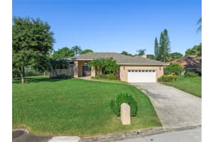 205 SANTA ROSA DRIVE, WINTER HAVEN, FL 33884 - MLS#MFRP4936370