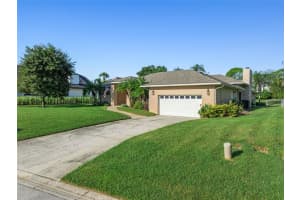 205 SANTA ROSA DRIVE, WINTER HAVEN, FL 33884 - MLS#MFRP4936370