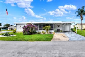 6388 LOLLY BAY LOOP, WINTER HAVEN, FL 33881 - MLS#MFRP4936387
