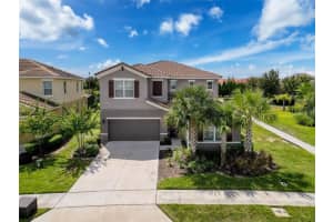 7511 Oakmoss Loop, DAVENPORT