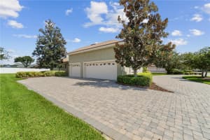 9506 WATERFORD OAKS BOULEVARD, WINTER HAVEN, FL 33884 - MLS#MFRP4936450