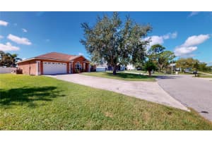 251 WHITE CLIFF BOULEVARD, AUBURNDALE, FL 33823 - MLS#MFRP4936488