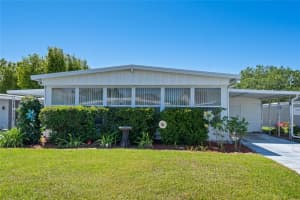 107 Holiday Ln, AUBURNDALE 107 Holiday Ln, AUBURNDALE