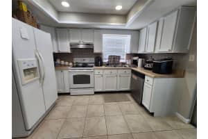 423 GREENFIELD ROAD, WINTER HAVEN, FL 33884 - MLS#MFRP4936572