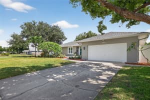 200 MADISON CIRCLE, ST PETERSBURG, FL 33702 - MLS#MFRP4936576