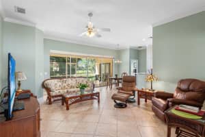 126 LAKE REGION CIRCLE, WINTER HAVEN, FL 33881 - MLS#MFRP4936583