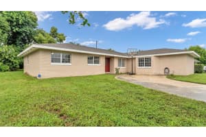 409 LAKE NED ROAD, WINTER HAVEN, FL 33884 - MLS#MFRP4936594