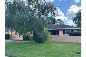 374 TROON COURT, WINTER HAVEN, FL 33884 - MLS#MFRP4936606