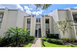 608 Sweet Bay Cir #608, WINTER HAVEN