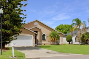 44 SAINT KITTS CIRCLE, WINTER HAVEN, FL 33884 - MLS#MFRP4936640