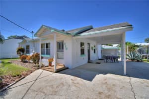 320 ARIANA AVENUE, AUBURNDALE, FL 33823 Sold 11/14/25