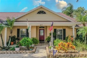 807 HART LAKE STREET, WINTER HAVEN, FL 33884 - MLS#MFRP4936688