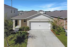 328 Gina Ln, DAVENPORT