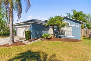 1527 COUNTRY CHASE STREET, LAKELAND, FL 33810 - MLS#MFRP4936814